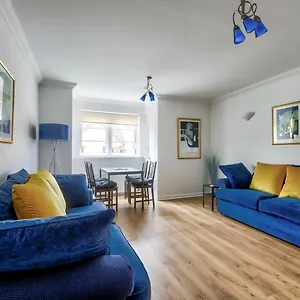 Guestready - Stylish W/ Parking Near Apartment